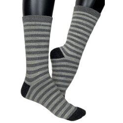 Tynde glatstrikkede strmper 88% uld