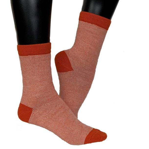 Stripete sokker - Mrk oransje med hvite striper